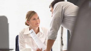 paquera com o colega de trabalho